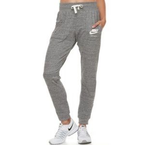 Women’s Nike Gray Joggers!